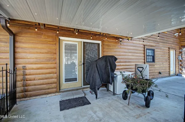 $349,400 | 407 Warwick Road, Clinton, MS 39056