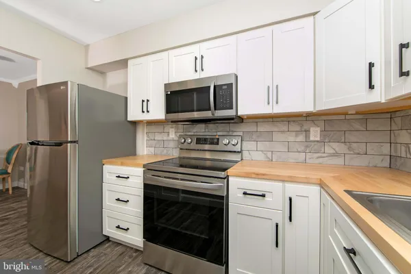 $224,900 | 3045 Harbour Drive, Palmyra, NJ 08065
