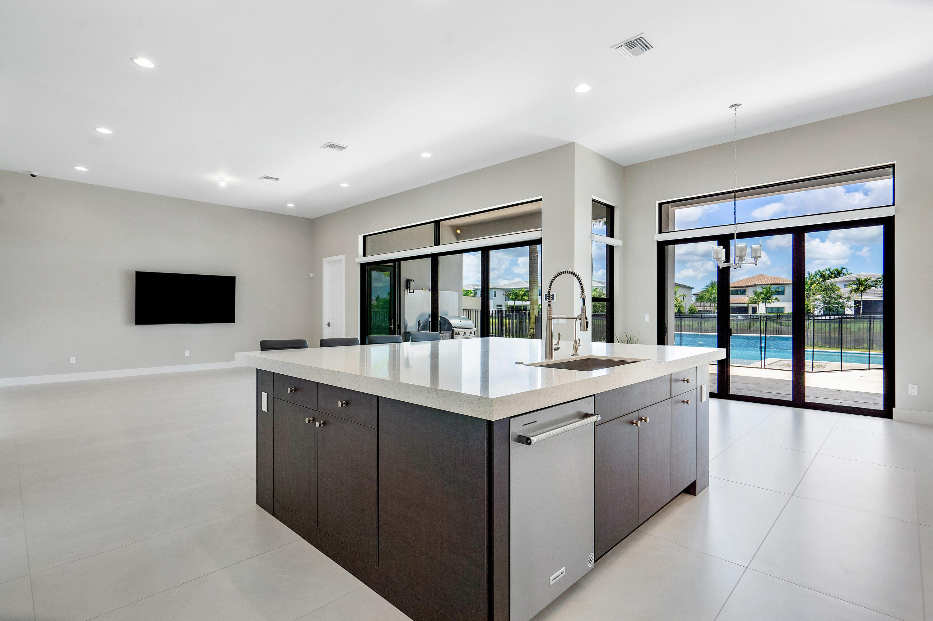 17159 Abruzzo Avenue Boca Raton, FL 33496 - Photo 11 of 52 010-17159AbruzzoAvenue-BocaRaton-FL-3349