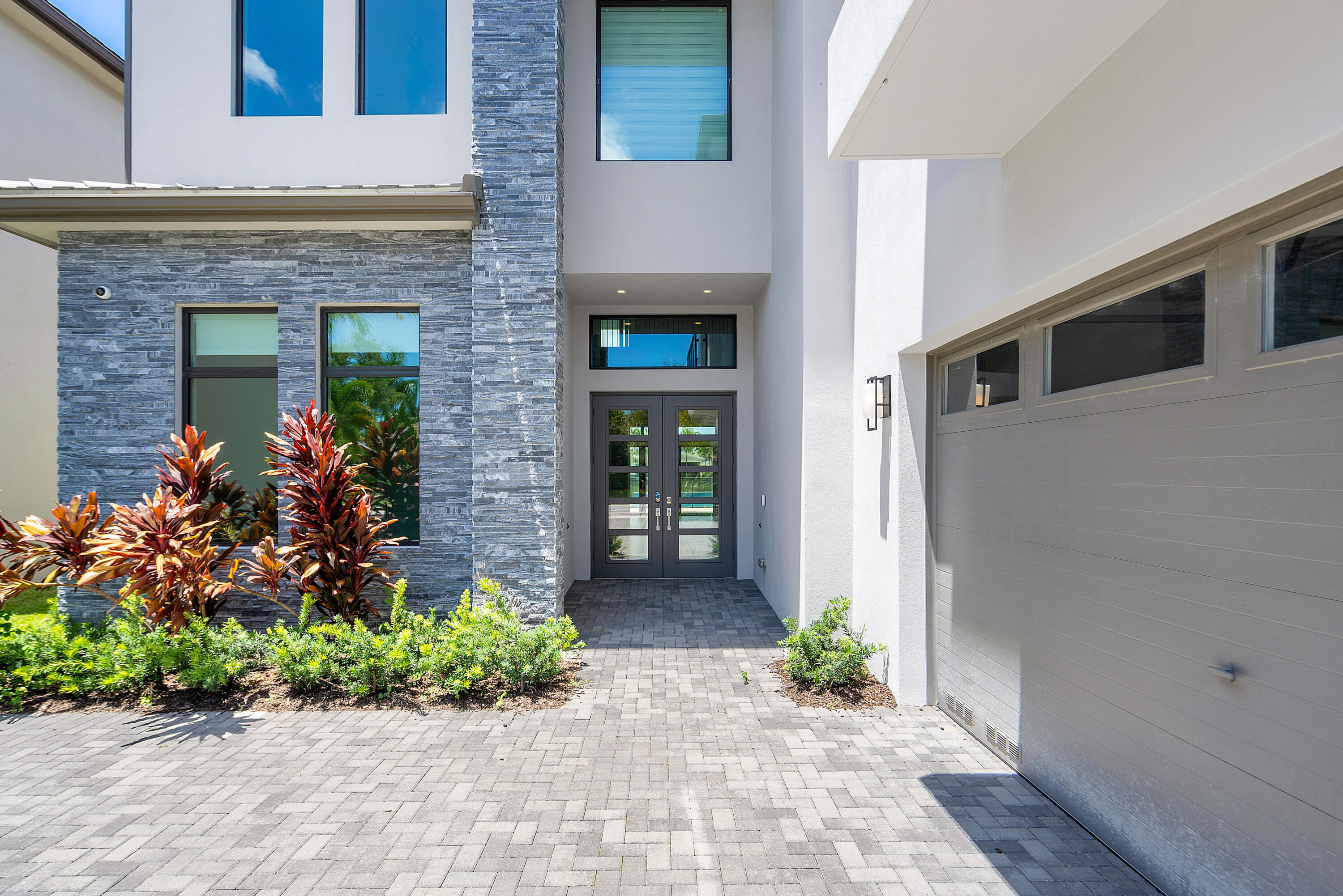 17159 Abruzzo Avenue Boca Raton, FL 33496 - Photo 7 of 52 004-17159AbruzzoAvenue-BocaRaton-FL-3349