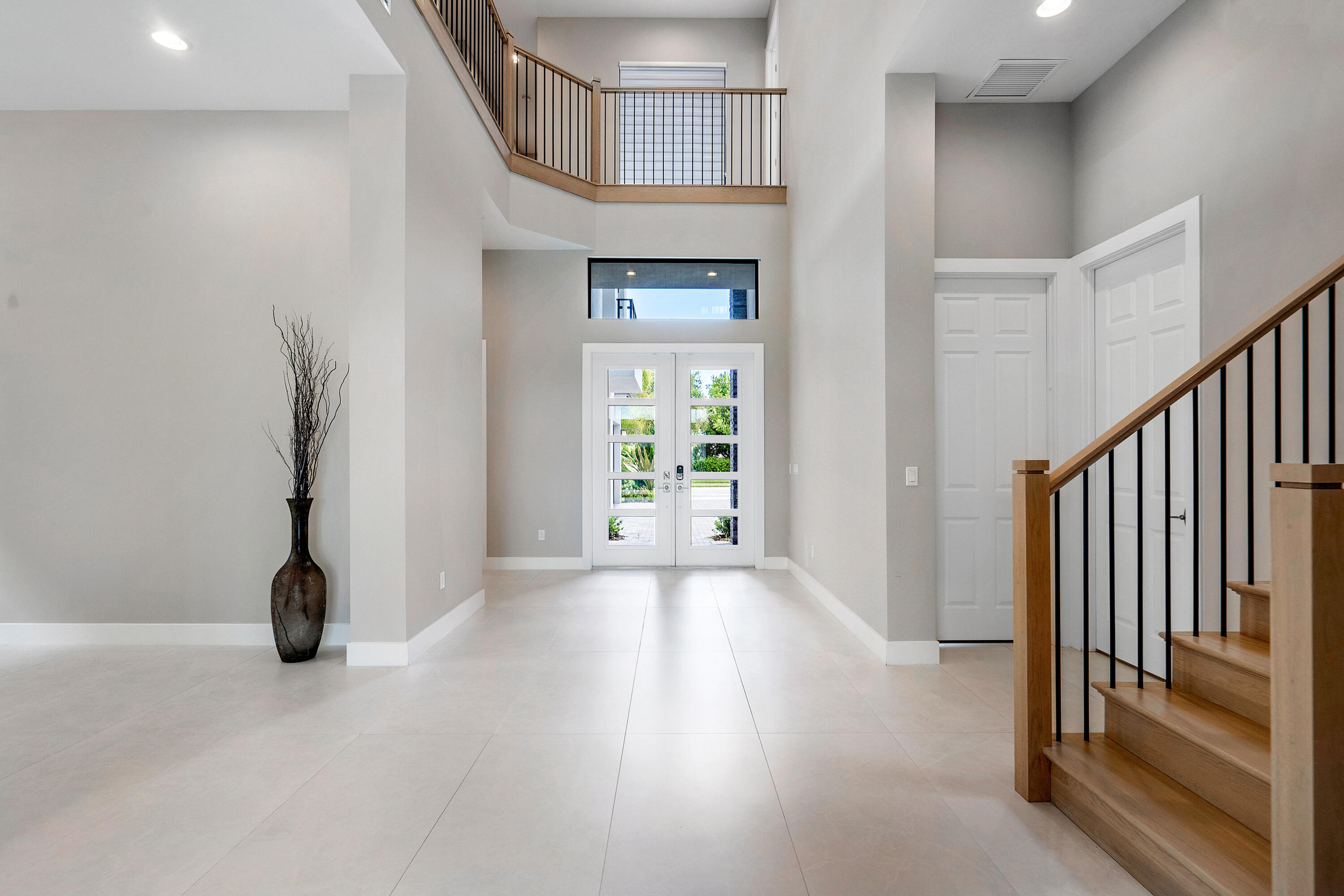 17159 Abruzzo Avenue Boca Raton, FL 33496 - Photo 8 of 52 005-17159AbruzzoAvenue-BocaRaton-FL-3349