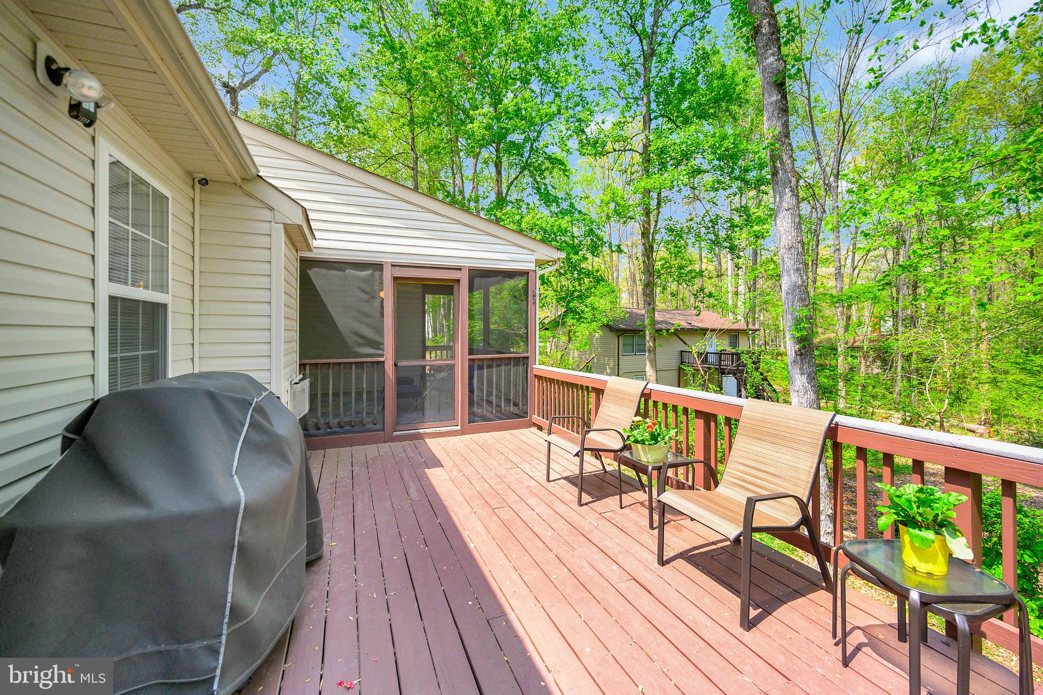 103 Spotswood Road Locust Grove, VA 22508 - Photo 25 of 36 Screened in porch and deck