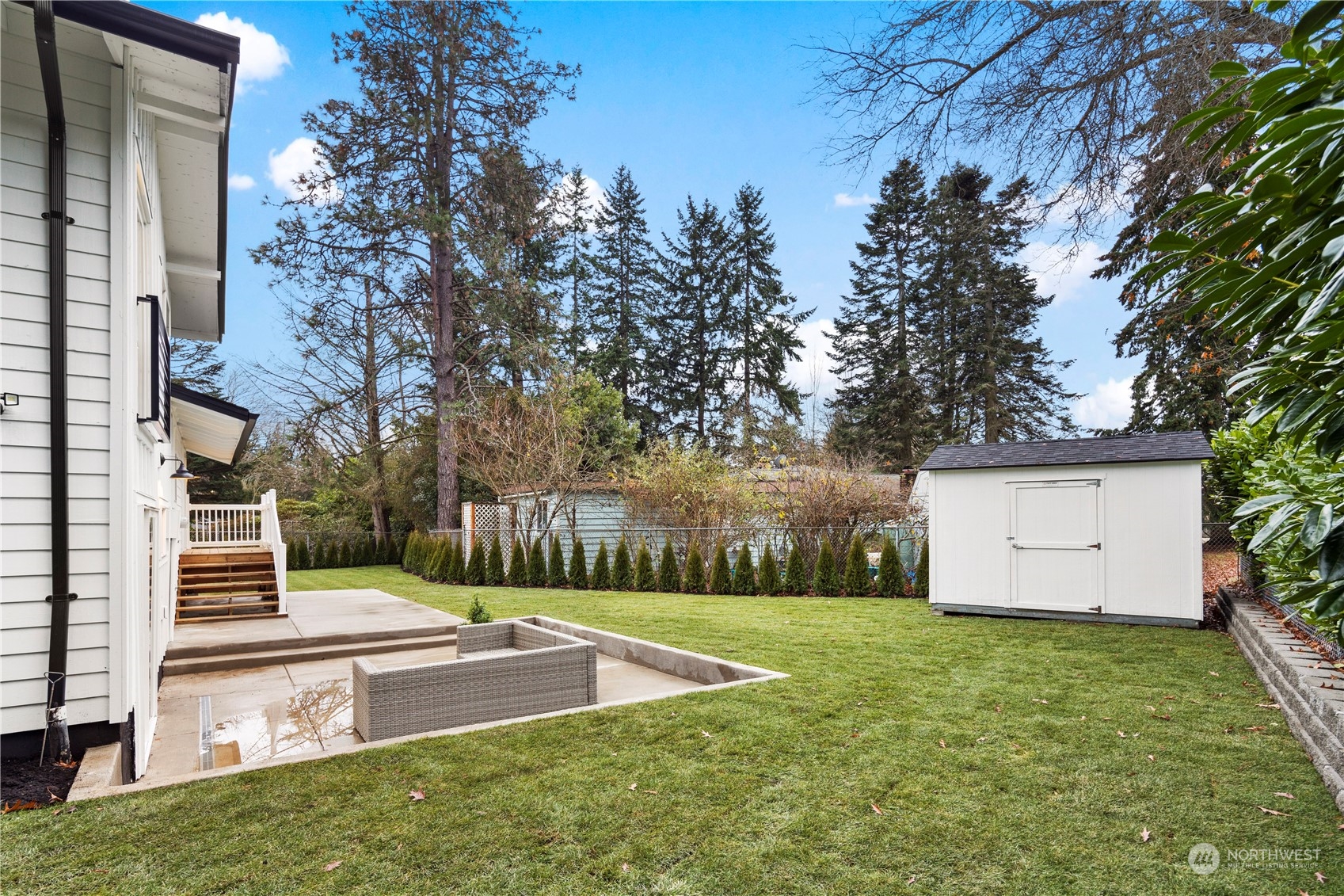 1806 Whitman Court Northeast Renton, WA 98059 - Photo 6 of 39 Gallery Image 6