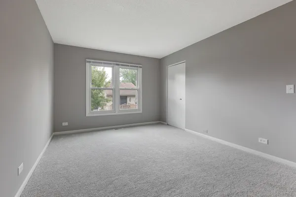 $3,700 | 135 Encina Drive, Naperville, IL 60540