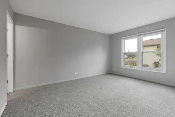 $3,700 | 135 Encina Drive, Naperville, IL 60540