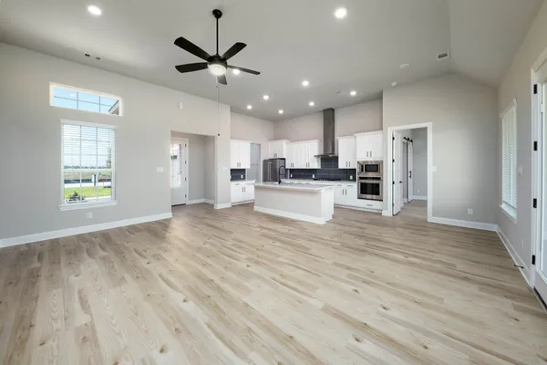 $3,105 | 1915 June Lk Lane, Iowa Colony, TX 77583