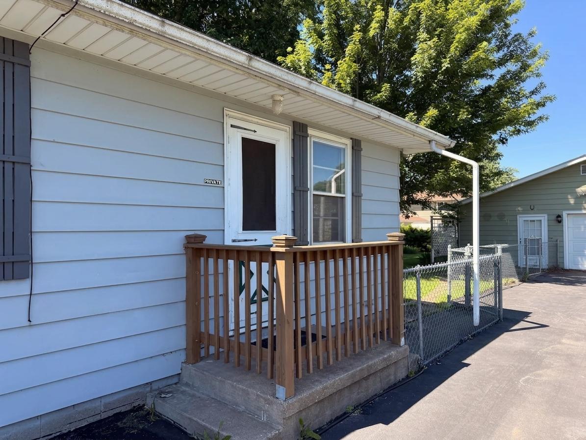 811 1st Street Colona, IL 61241 - Photo 6 of 48