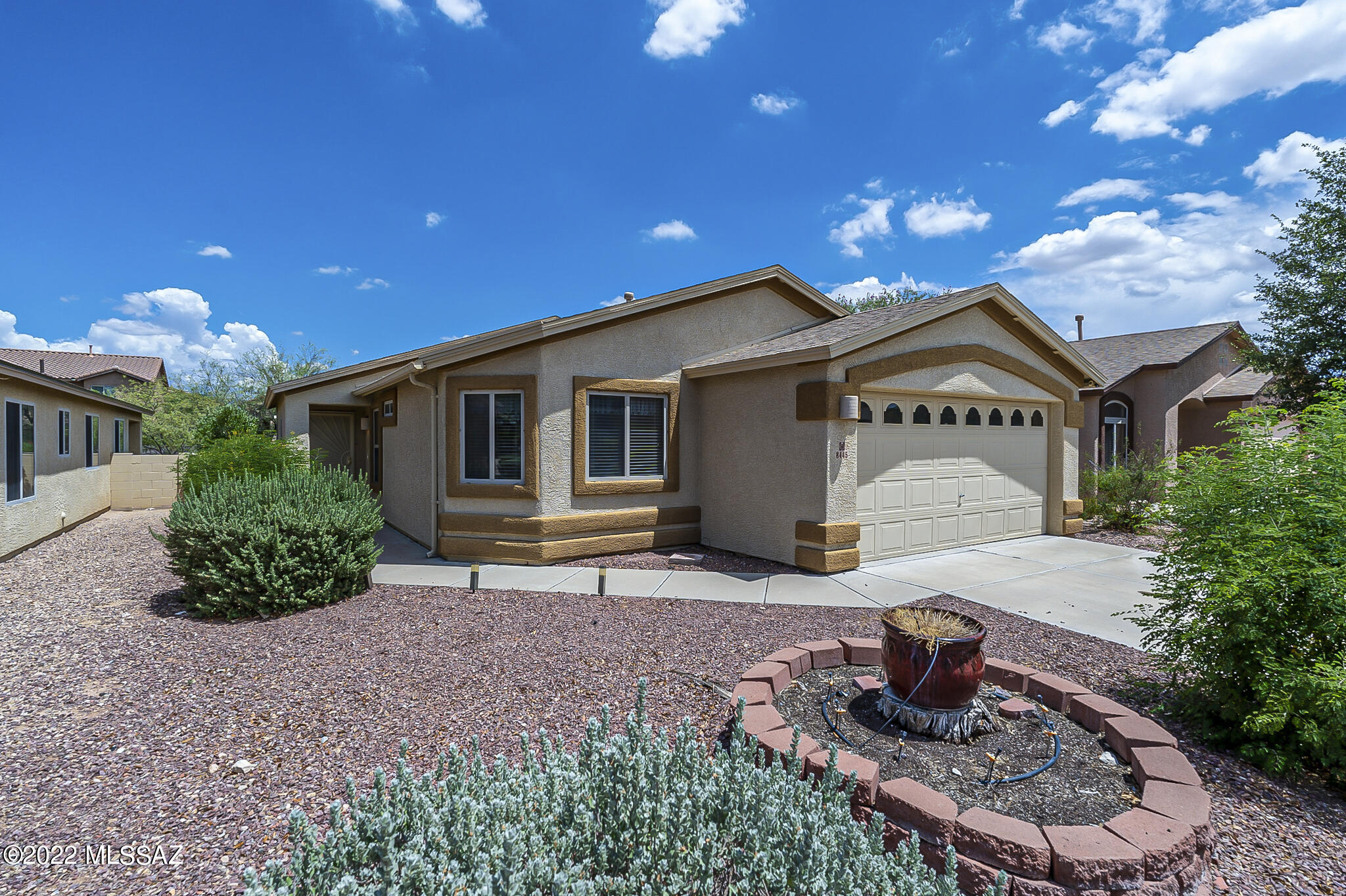 8445 South Burien Road Tucson, AZ 85747 - Photo 1 of 19