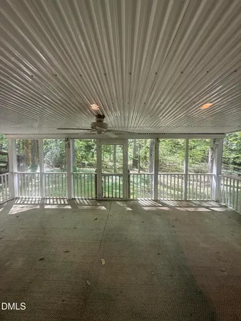 a view of a yard