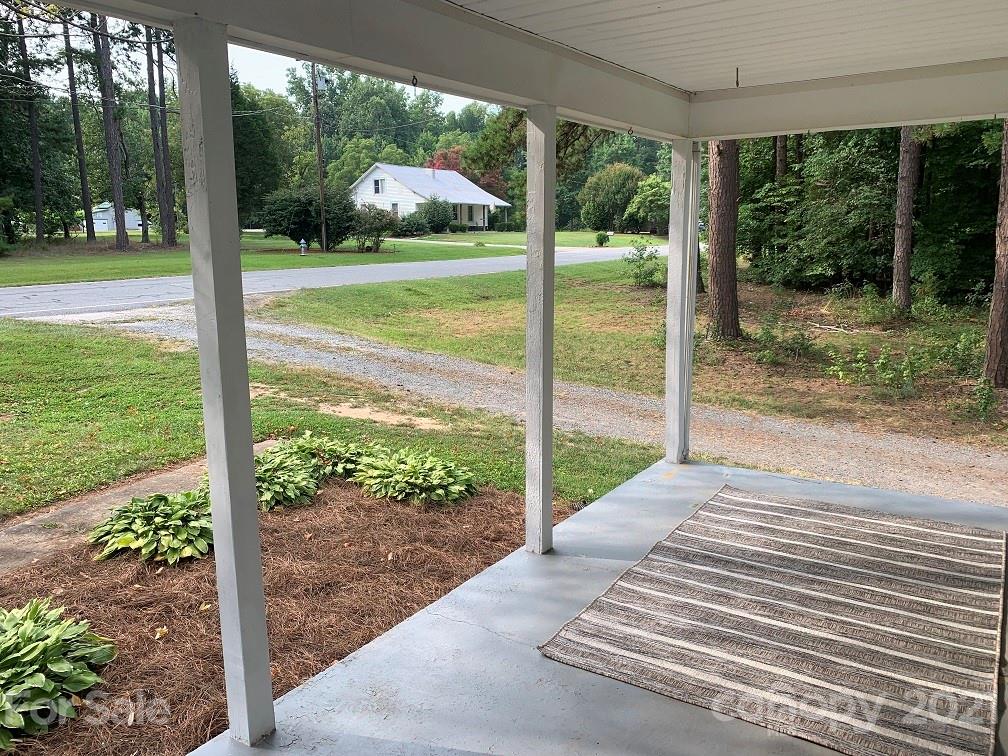 2715 Enon Church Road Salisbury, NC 28147 - Photo 7 of 28 Gallery Image 7