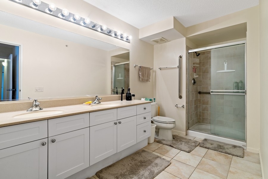 800 Elgin Road, Unit 603 Evanston, IL 60201 - Photo 10 of 13