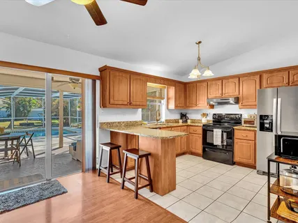 $629,900 | 895 Northwest 87th Avenue, Coral Springs, FL 33071