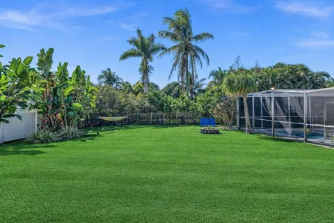 $629,900 | 895 Northwest 87th Avenue, Coral Springs, FL 33071