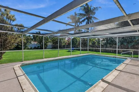 $629,900 | 895 Northwest 87th Avenue, Coral Springs, FL 33071