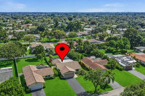 $629,900 | 895 Northwest 87th Avenue, Coral Springs, FL 33071