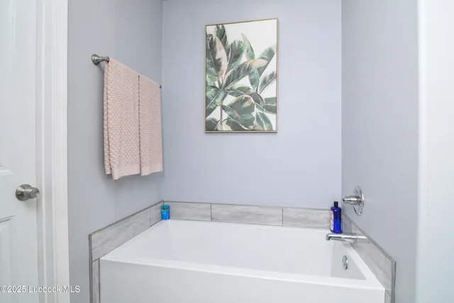 $274,500 | 8805 17th Street, Lubbock, TX 79416