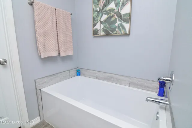 $274,500 | 8805 17th Street, Lubbock, TX 79416