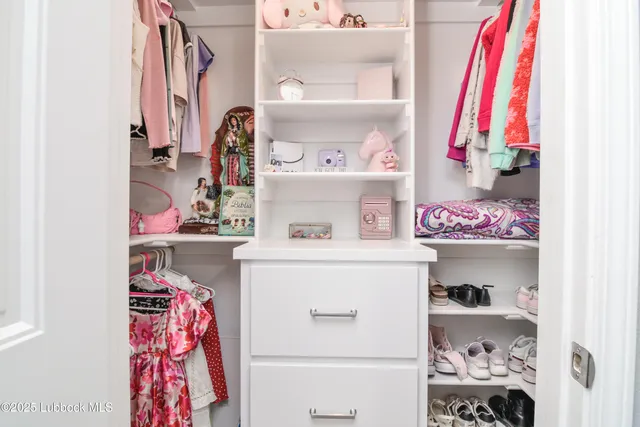 $274,500 | 8805 17th Street, Lubbock, TX 79416