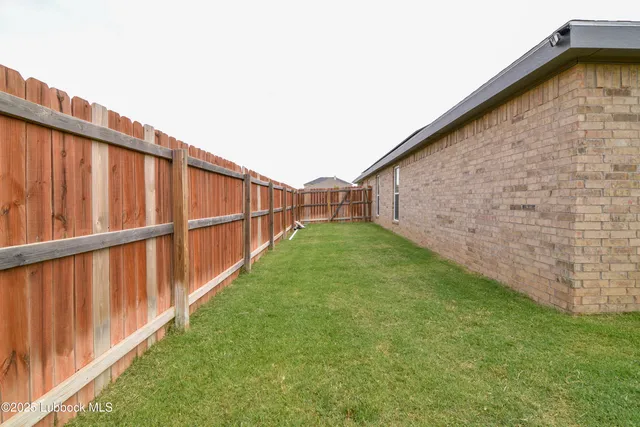 $274,500 | 8805 17th Street, Lubbock, TX 79416