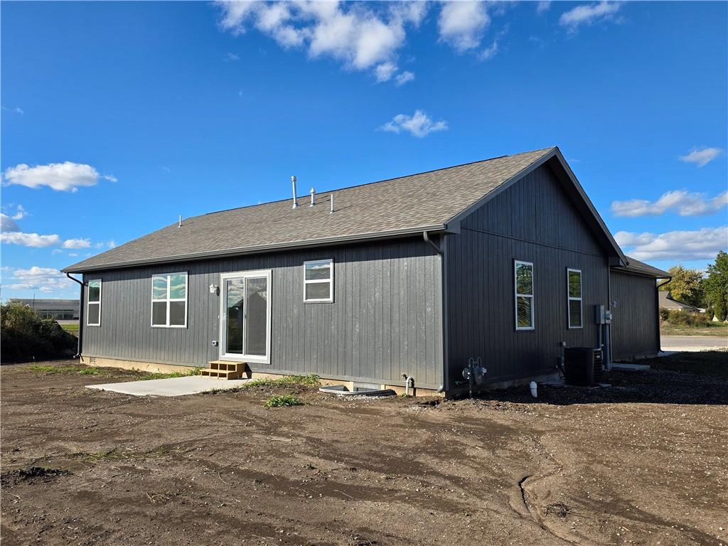 601 Pearl Avenue Independence, KS 67301 - Photo 4 of 34