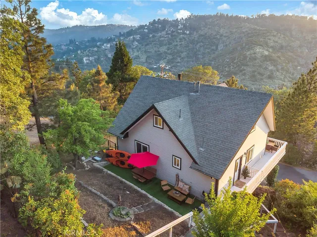 $765,000 | 1243 North Grass Valley Road, Lake Arrowhead, CA 92352
