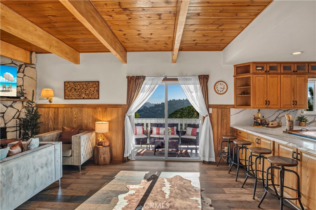 1243 North Grass Valley Road Lake Arrowhead, CA 92352 - Photo 23 of 65