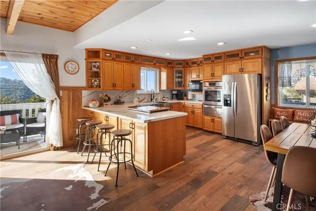 $765,000 | 1243 North Grass Valley Road, Lake Arrowhead, CA 92352