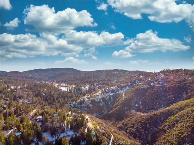 $765,000 | 1243 North Grass Valley Road, Lake Arrowhead, CA 92352