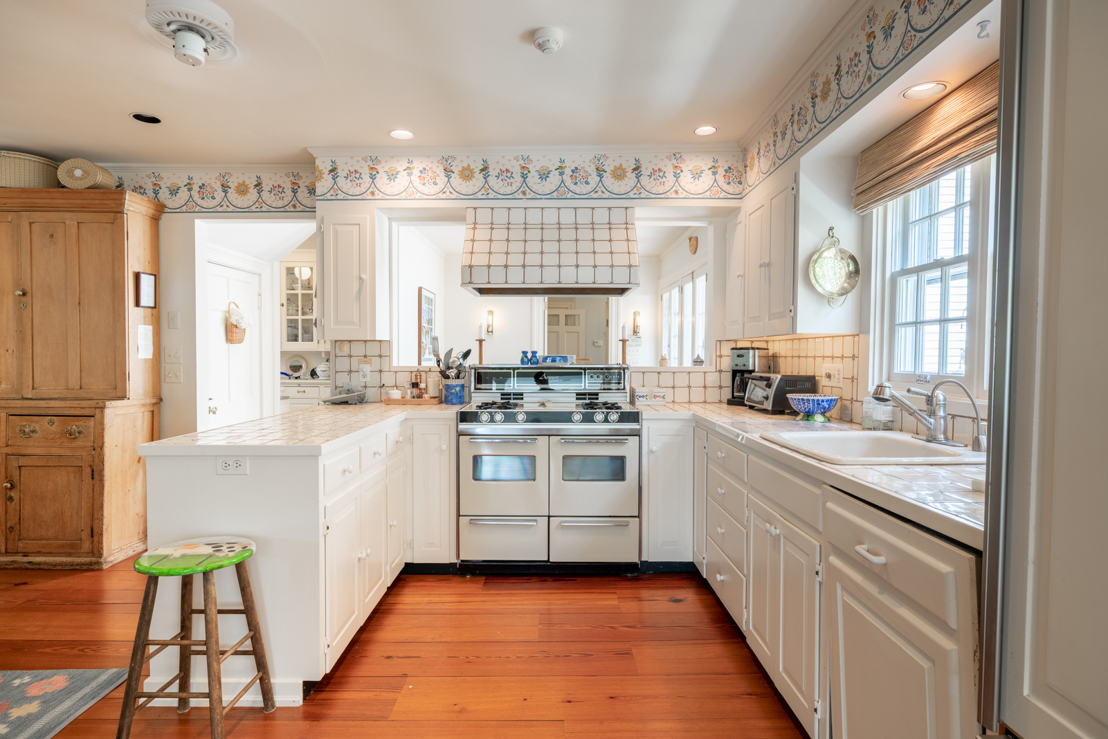 7 Pleasant Street Nantucket, MA 02554 - Photo 14 of 50