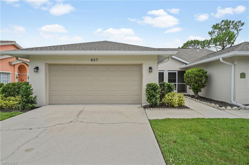 657 St Andrews Boulevard Naples, FL 34113 - Photo 2 of 37