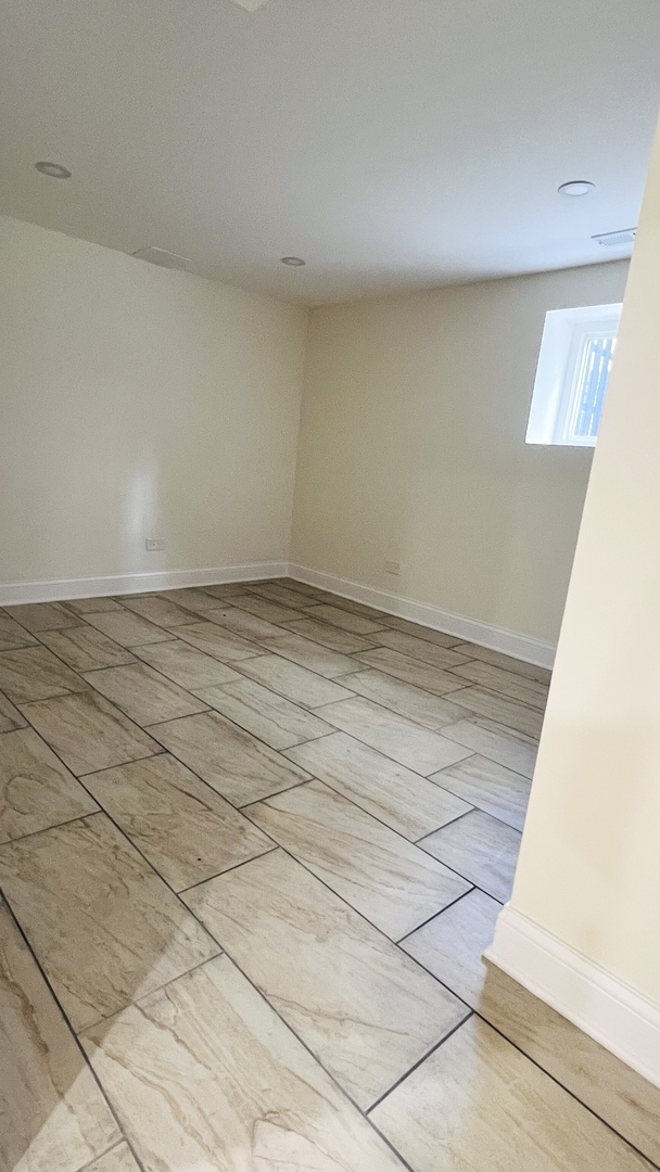 4107 West Addison Street Chicago, IL 60641 - Photo 17 of 19