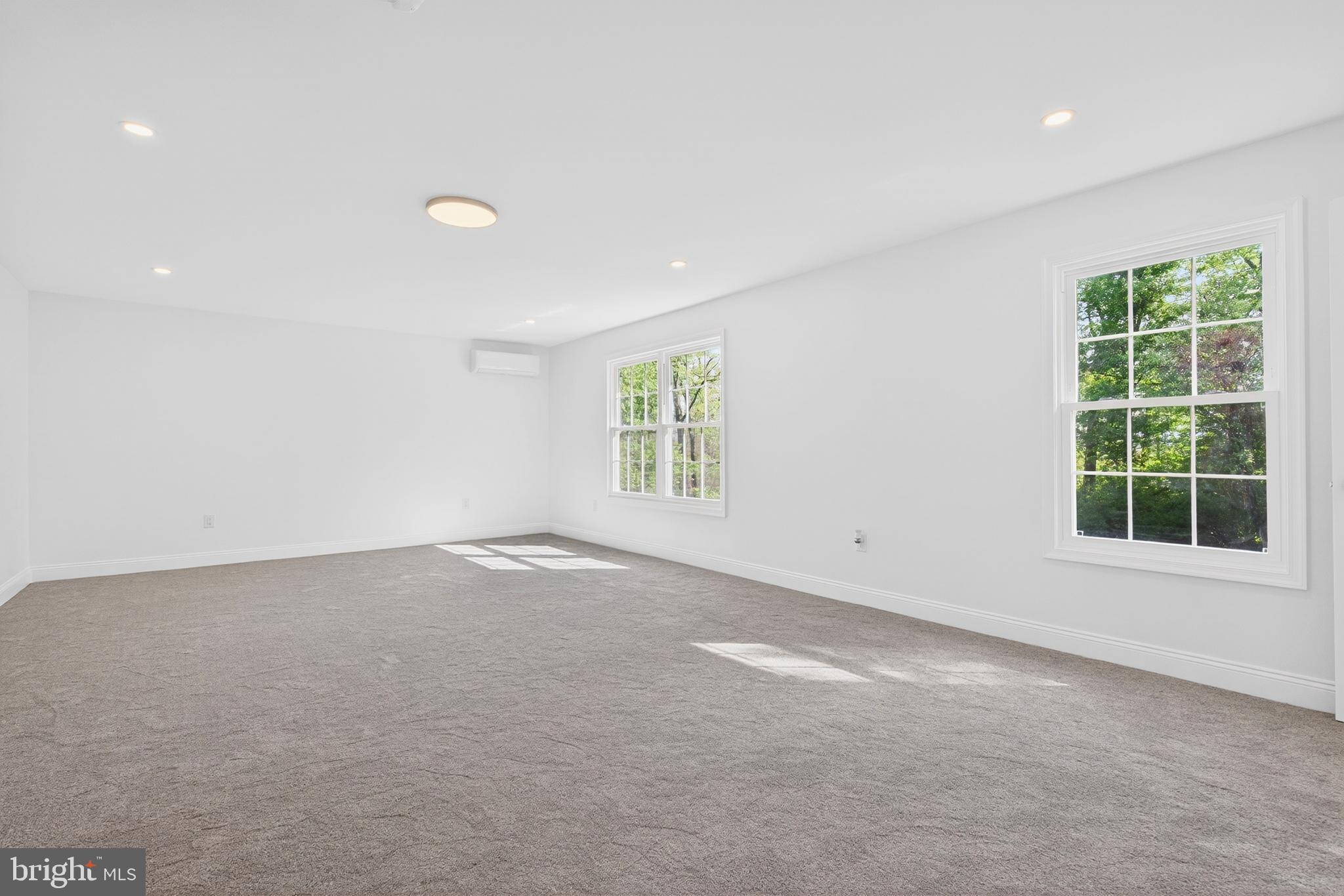 503 Whitman Lane Middletown, PA 17057 - Photo 29 of 58 an empty room with a window