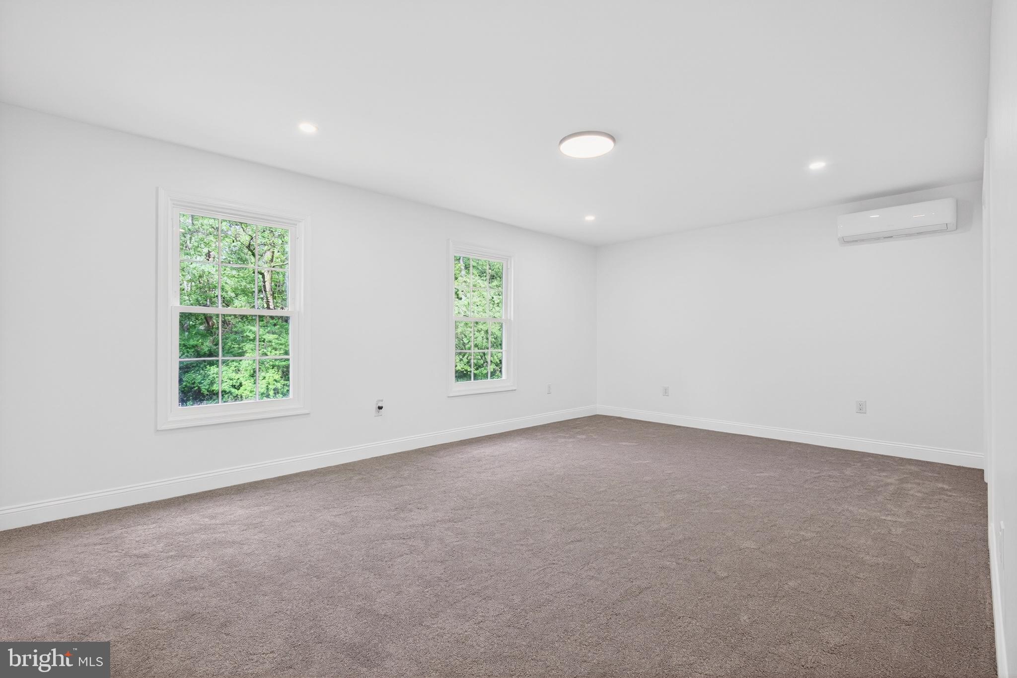 503 Whitman Lane Middletown, PA 17057 - Photo 33 of 58 an empty room with windows
