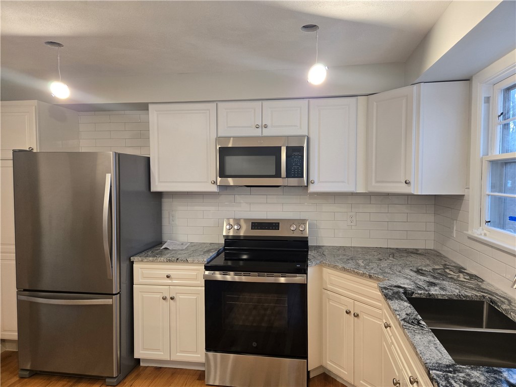 1 Angell Road Lincoln, RI 02865 - Photo 4 of 15