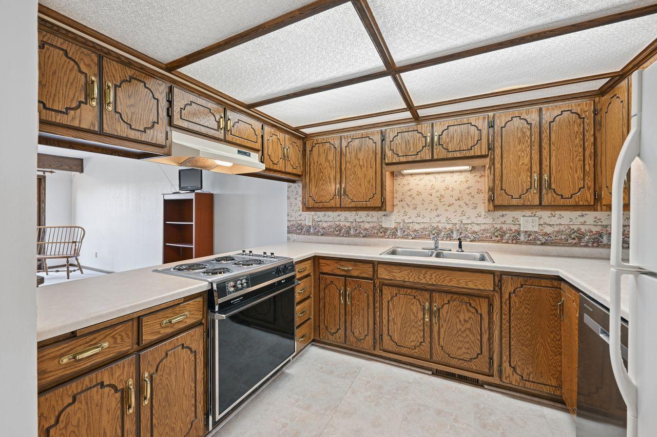 149 Riverview Drive, Unit 15 Monticello, MN 55362 - Photo 4 of 24