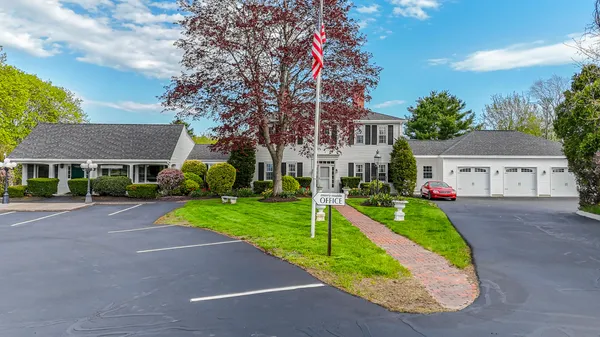 $1,990,000 | 626 Highway 1, Scarborough, ME 04074