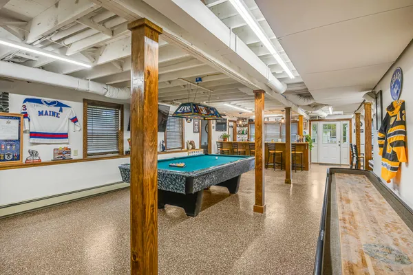 $1,990,000 | 626 Highway 1, Scarborough, ME 04074