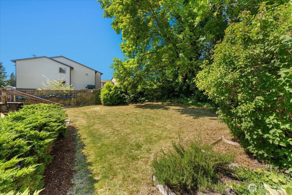 859 Southwest 132nd Street Burien, WA 98146 - Photo 29 of 37