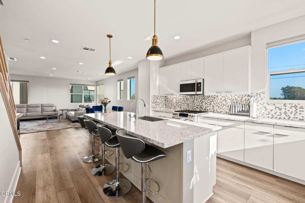 1068 Canal Street Oxnard, CA 93035 - Photo 13 of 39 1068_Canal_St-20