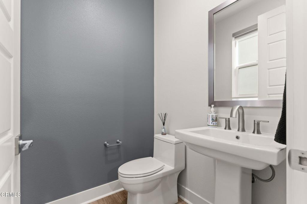 1068 Canal Street Oxnard, CA 93035 - Photo 17 of 39 1068_Canal_St-33