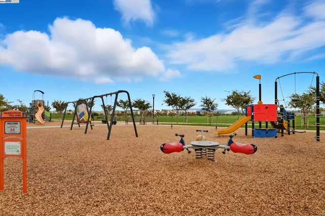 $1,212,888 | 6357 Dandelion Street, Dublin, CA 94568