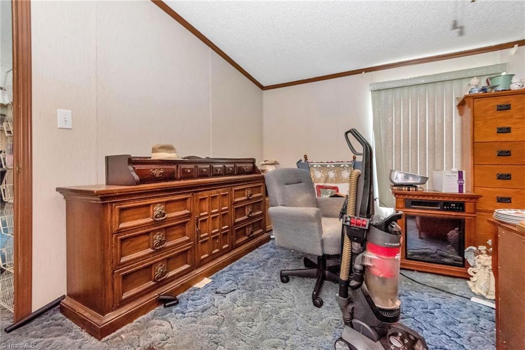 668 Zimmerman Road Lexington, NC 27295 - Photo 12 of 31 Gallery Image 12