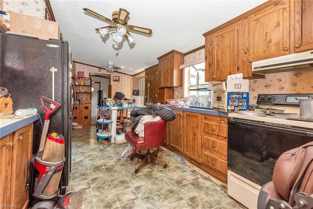 668 Zimmerman Road Lexington, NC 27295 - Photo 6 of 31 Gallery Image 6