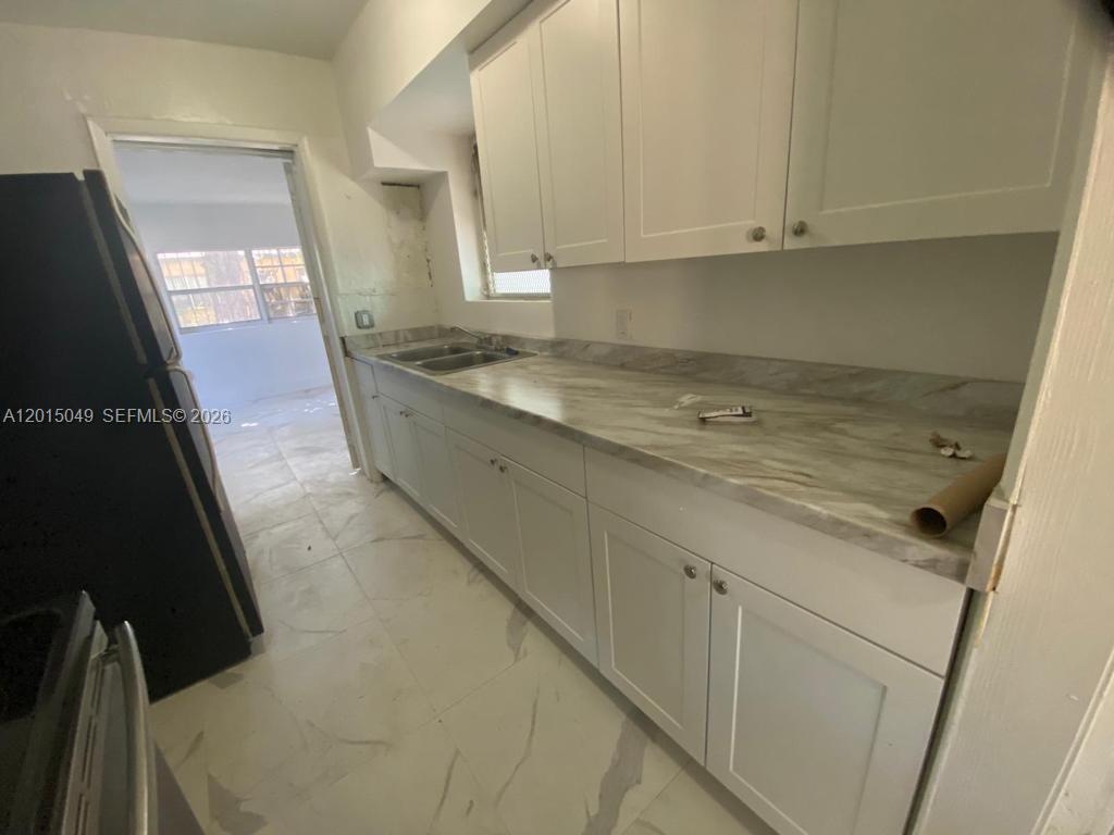 166 Northwest 68th Terrace Miami, FL 33150 - Photo 4 of 11