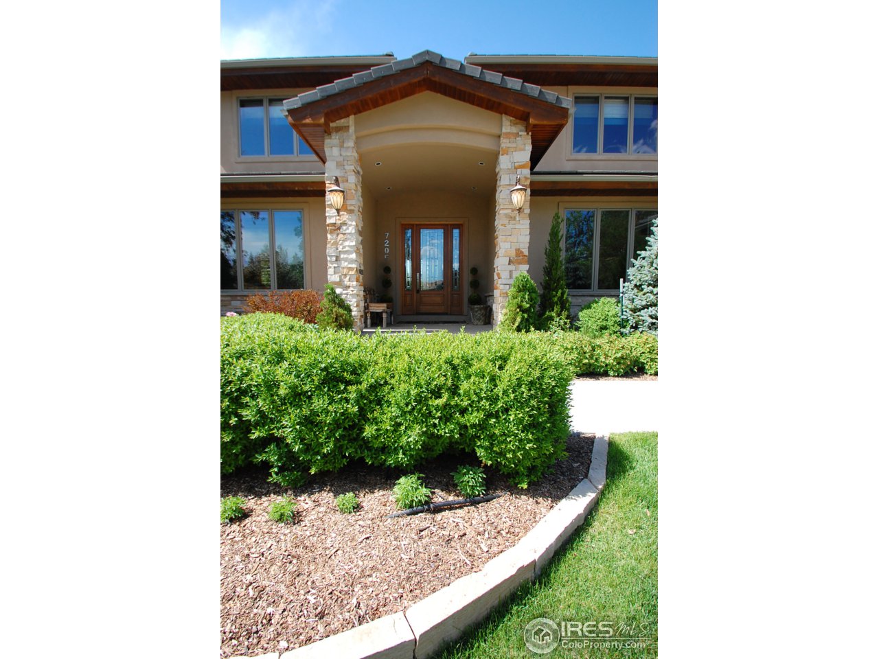 7205 Rustic Trail Boulder, CO 80301 - Photo 2 of 25