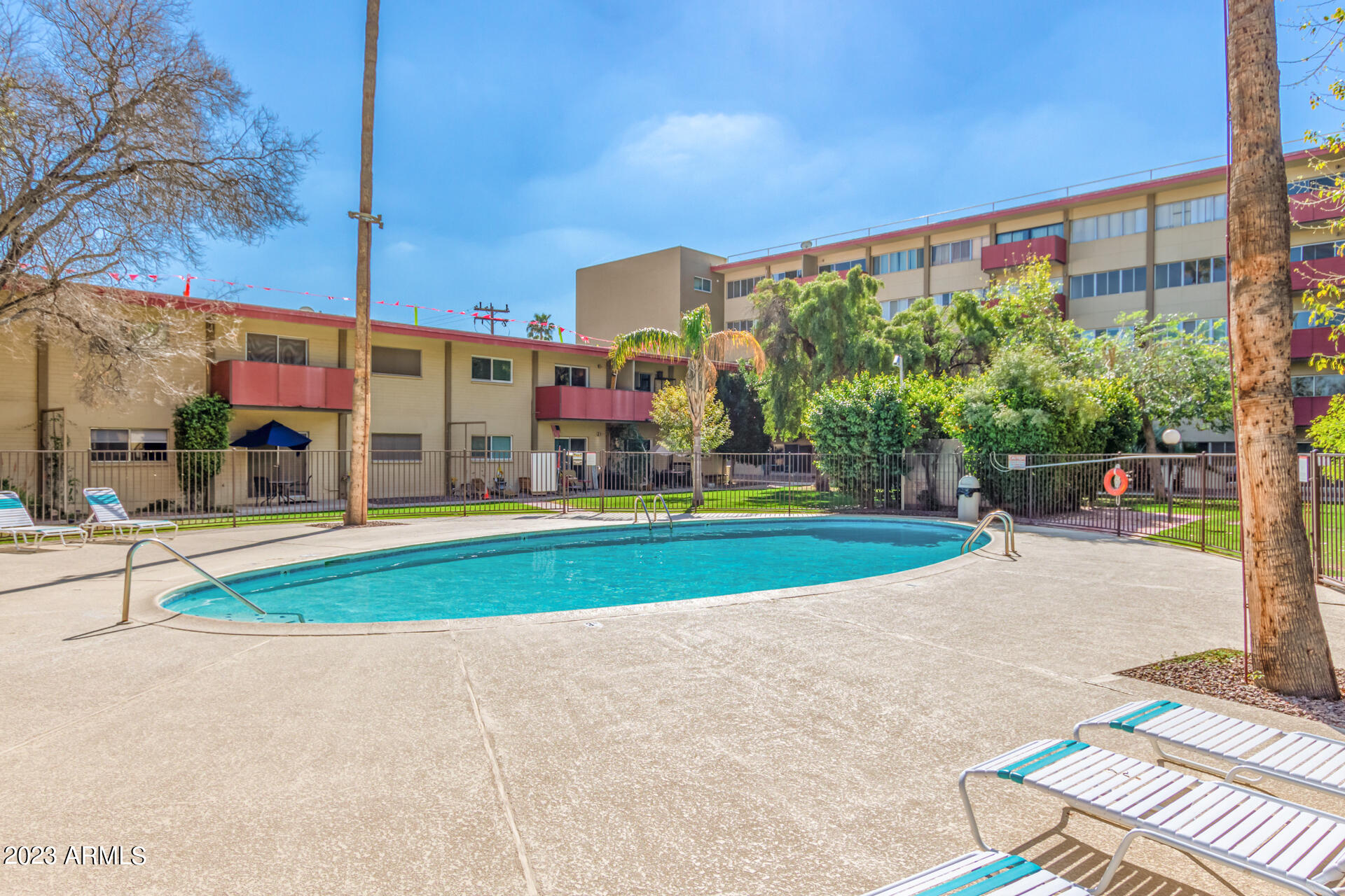 353 East Thomas Road, Unit C105 Phoenix, AZ 85012 - Photo 14 of 16 15 - Thomas