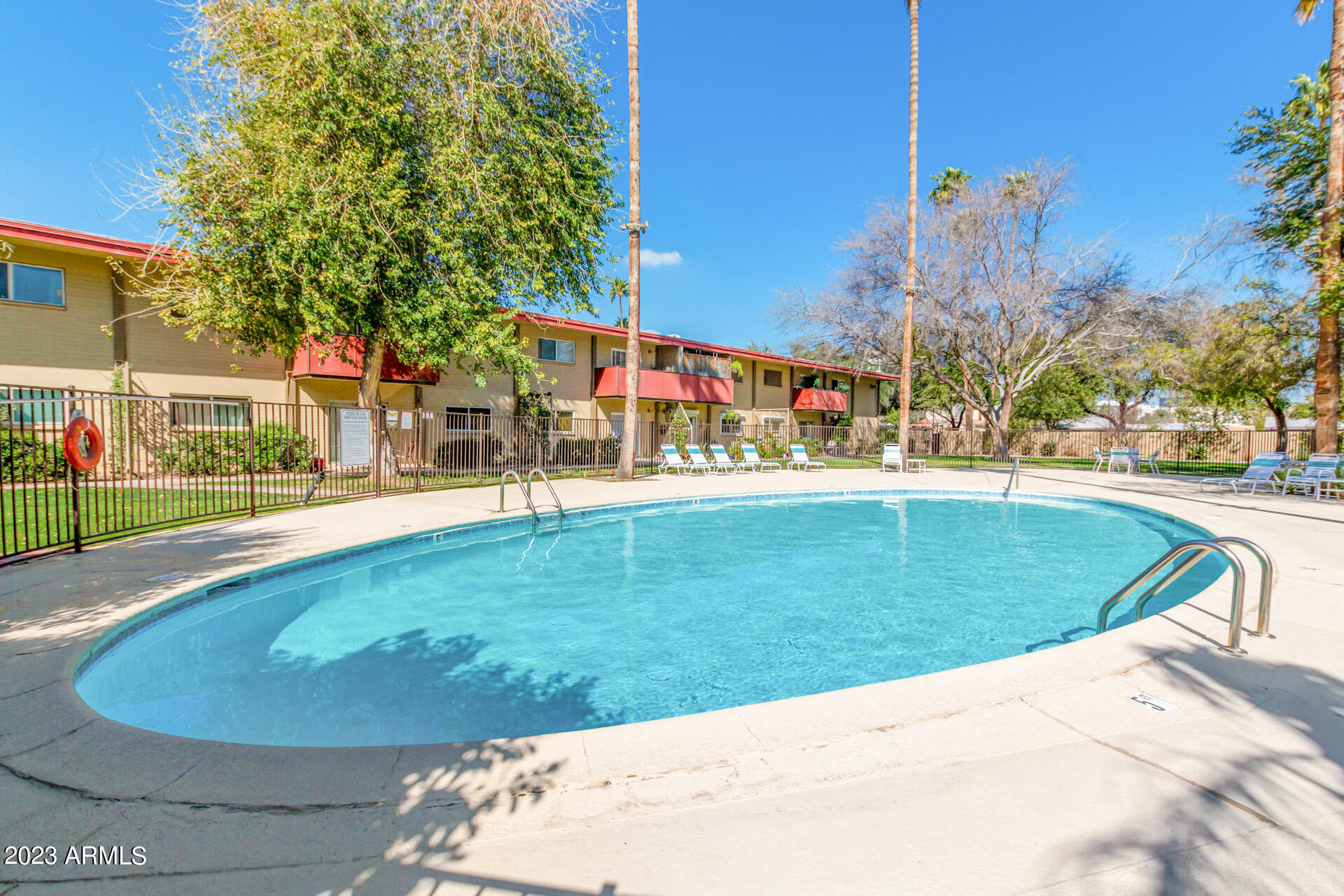 353 East Thomas Road, Unit C105 Phoenix, AZ 85012 - Photo 15 of 16 16 - Thomas