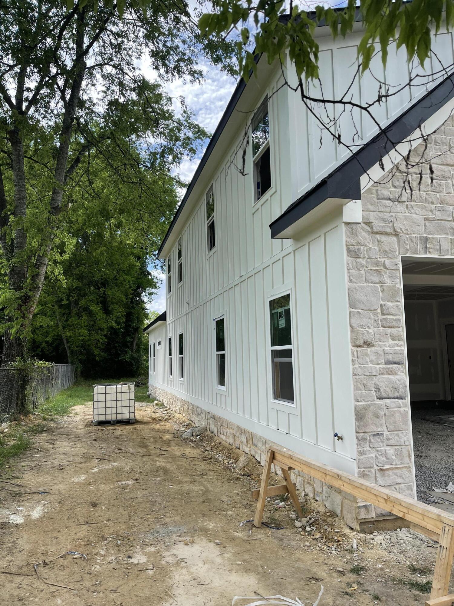 2169 West Shepherd Road Chattanooga, TN 37421 - Photo 16 of 17 IMG_8401