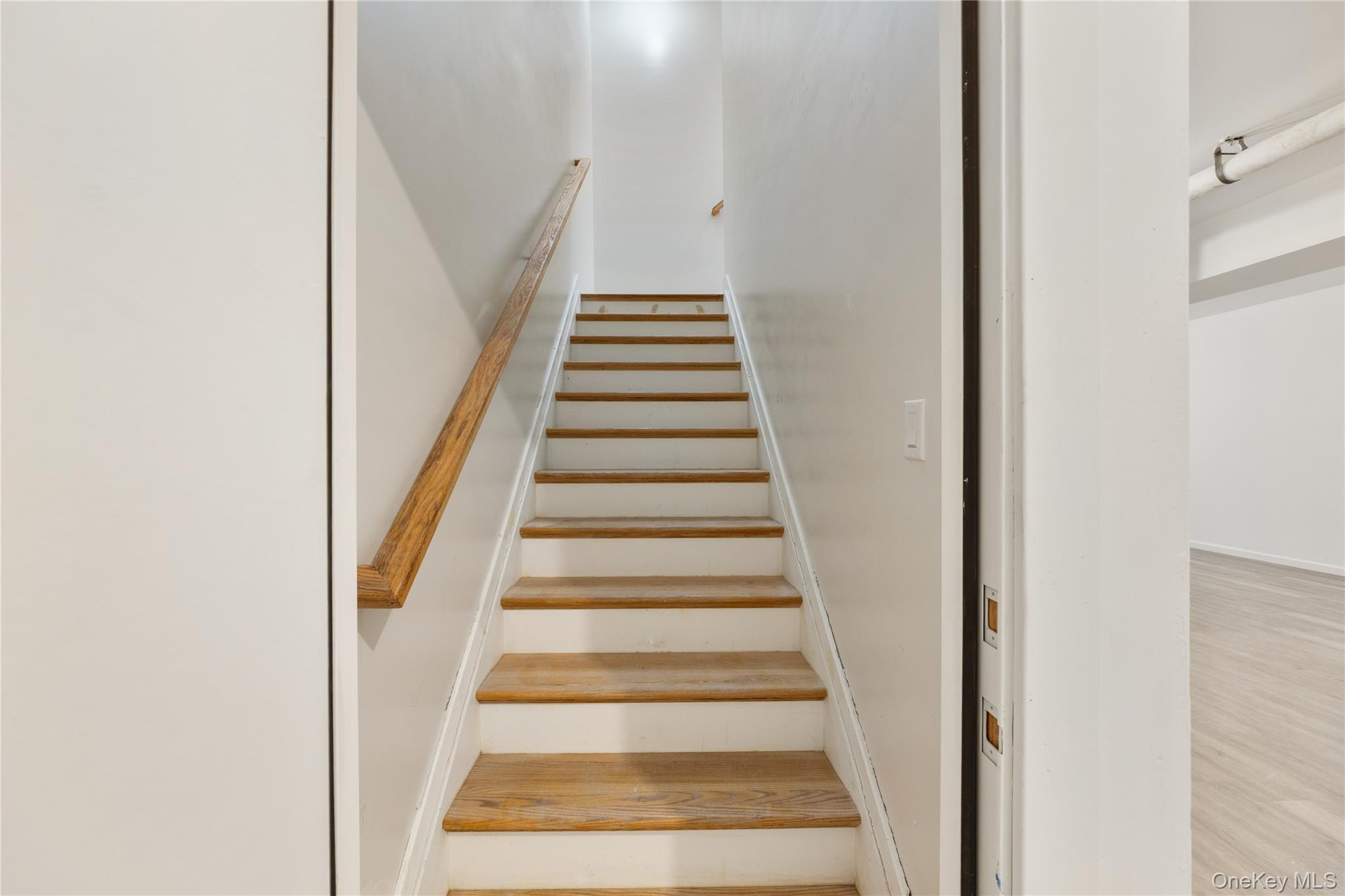 17 Lazer Court, Unit 103 Spring Valley, NY 10977 - Photo 32 of 36 a view of entryway