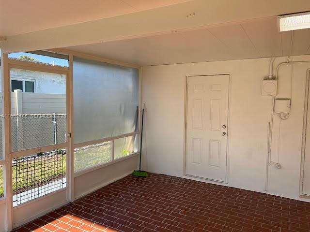 2820 Southwest 65th Avenue Miramar, FL 33023 - Photo 15 of 24 a view of an empty room and window